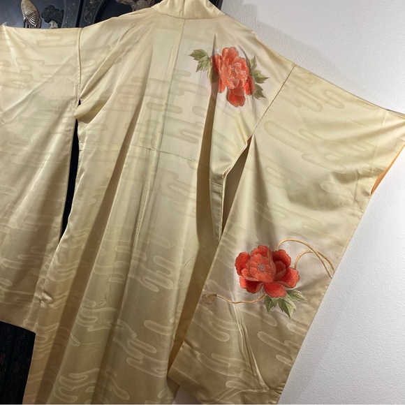 Vintage Embroidered Silk Kimono Robe - Picture 6 of 13